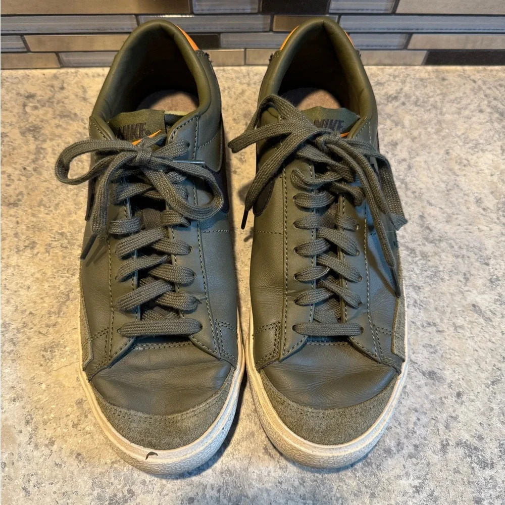 Nike Women’s Blazer Low 77 Sneakers - Picture 5 of 10